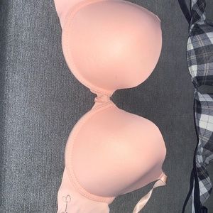 Pink jessica simpson bra!